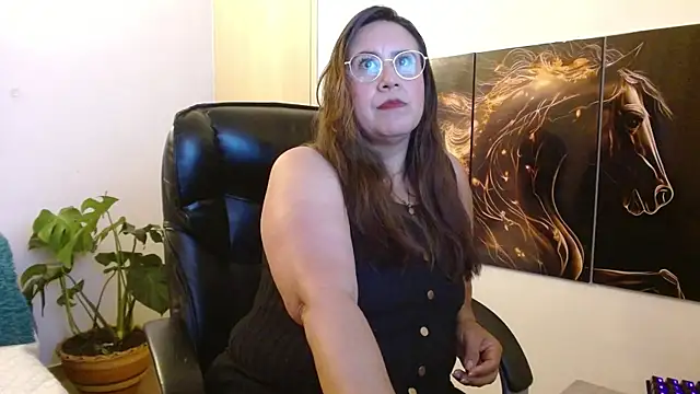 amalia brunette online show from 04/30/26, 11:53