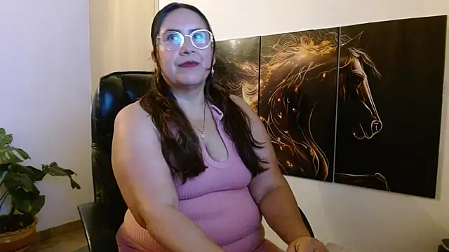 amalia brunette online show from 06/11/26, 12:08