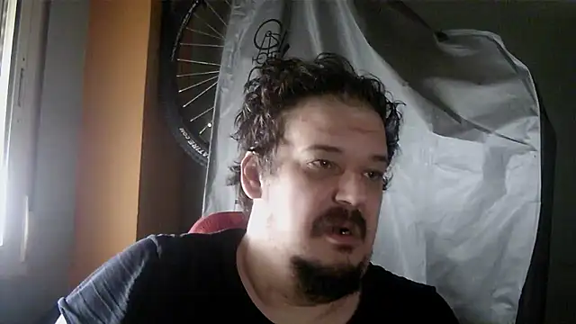 porkorossy online show from 10/19/25, 07:53