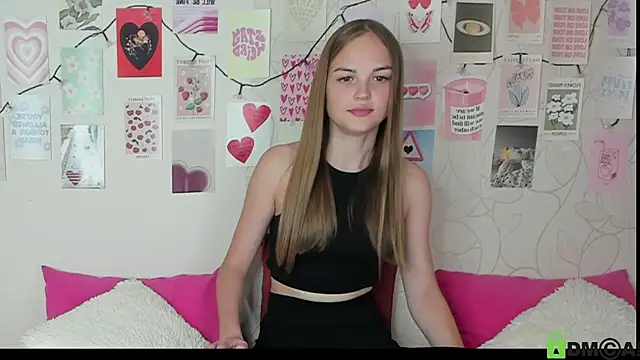 Snapshot of little_radiant_sun chatting on 09/20/25, 08:59 little radiant sun online show from 09/20/25, 08:59