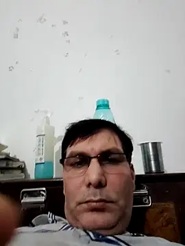 Snapshot of ZIMMY25 chatting on 10/13/25, 08:09 ZIMMY25 online show from 10/13/25, 08:09