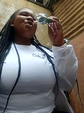 Snapshot of Bootyliciousbbw12 chatting on 11/04/25, 06:01 Bootyliciousbbw12 online show from 11/04/25, 06:01