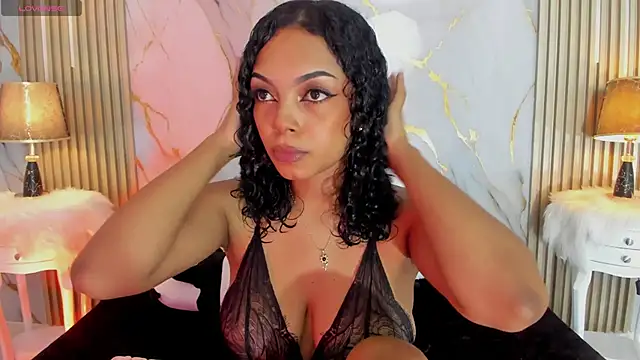 Snapshot of BeckyRusso chatting on 11/13/25, 12:48 BeckyRusso online show from 11/13/25, 12:48