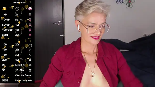 scarlett paris22 online show from 01/12/25, 03:17