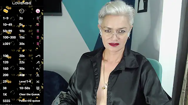 scarlett paris22 online show from 02/25/25, 11:22