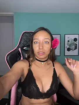DianaHopson online show from 12/27/24, 12:23