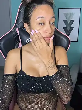DianaHopson online show from 12/29/24, 10:56