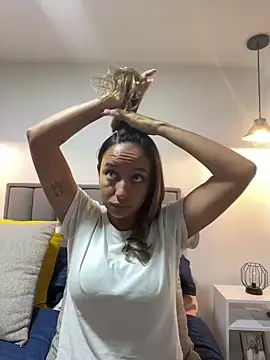 DianaHopson online show from 01/10/25, 12:36