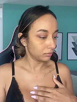 DianaHopson online show from 01/17/25, 06:02