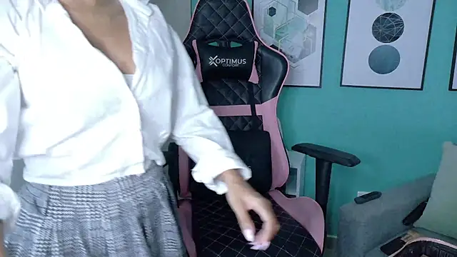 DianaHopson online show from 01/23/25, 10:22