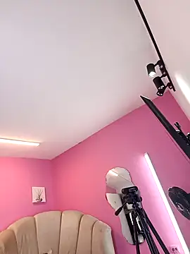 Shanelle   online show from 11/12/25, 01:44