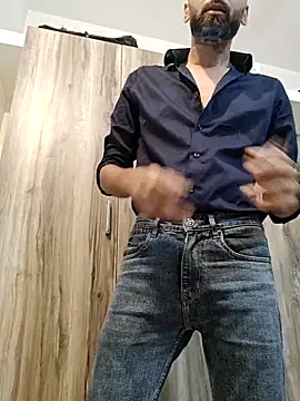 18 couple sex online show from 05/31/26, 11:17