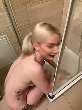 Ella Charm online show from 02/11/25, 12:59