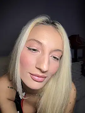 Ella Charm online show from 09/28/25, 04:12