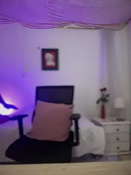 lilian prada online show from 06/15/26, 05:15