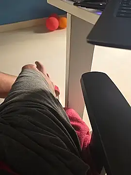 Snapshot of surfer_fun29 chatting on 03/18/25, 09:52 surfer fun29 online show from 03/18/25, 09:52