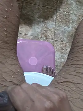 Snapshot of surfer_fun29 chatting on 09/19/25, 04:03 surfer fun29 online show from 09/19/25, 04:03