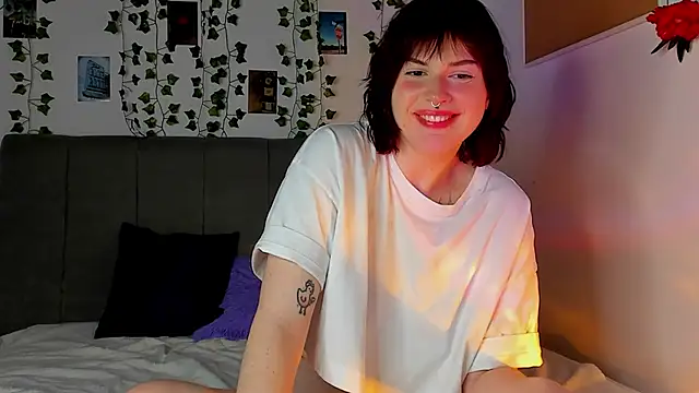 miss Lizzy online show from 12/06/24, 04:47