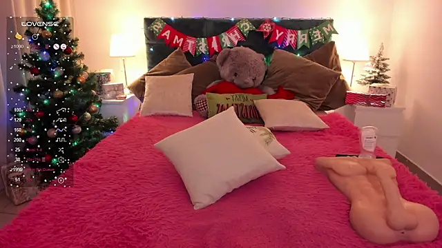 missAngellina online show from 12/25/24, 05:58