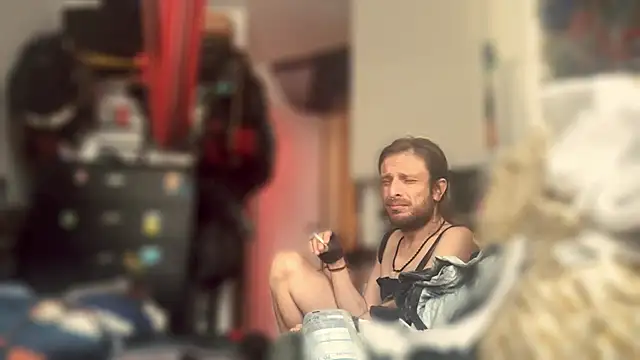 DownstairsSky online show from 10/12/25, 04:28