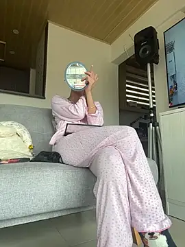 Ameellie online show from 01/04/25, 03:28