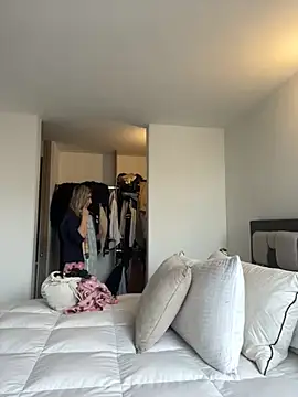 Ameellie online show from 11/02/25, 03:58