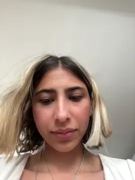 Ameellie online show from 11/14/25, 03:33