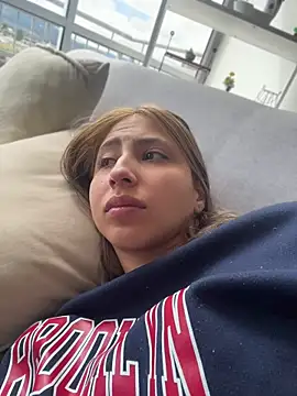 Ameellie online show from 06/19/26, 03:05