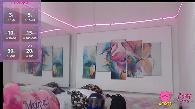 Snapshot of alegriamartinez chatting on 10/28/25, 07:38 alegriamartinez online show from 10/28/25, 07:38