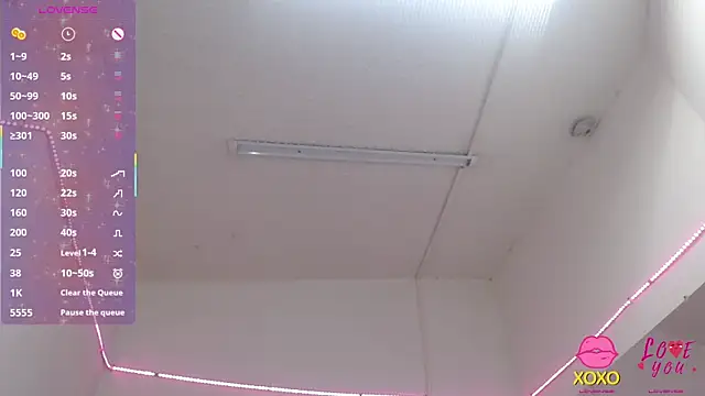 Snapshot of alegriamartinez chatting on 11/15/25, 12:02 alegriamartinez online show from 11/15/25, 12:02