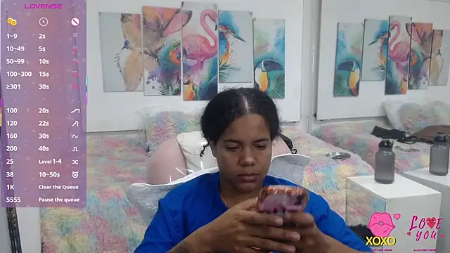 Snapshot of alegriamartinez chatting on 11/19/25, 03:56 alegriamartinez online show from 11/19/25, 03:56