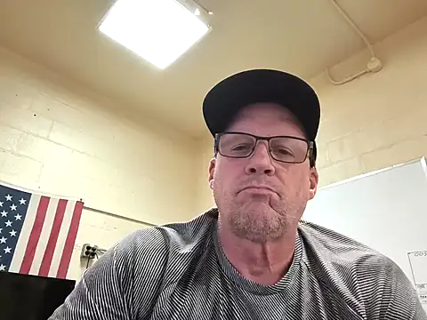 Cockrub1 online show from 05/01/26, 06:56