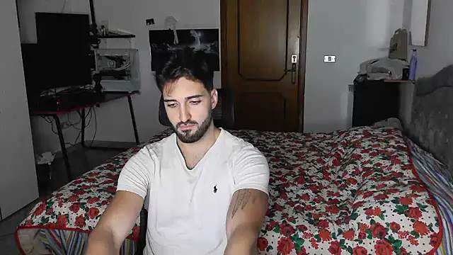 Alexox02 online show from 11/18/25, 08:35