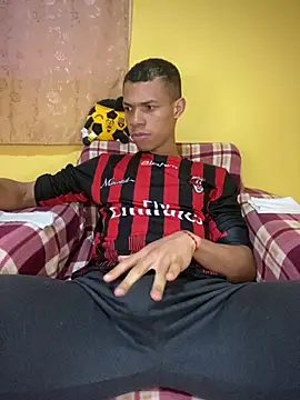 MoiseXxx 777 online show from 12/12/24, 06:25