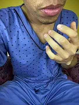 MoiseXxx 777 online show from 01/07/25, 06:27