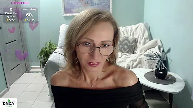 HornyMilf 777 online show from 07/18/26, 07:12
