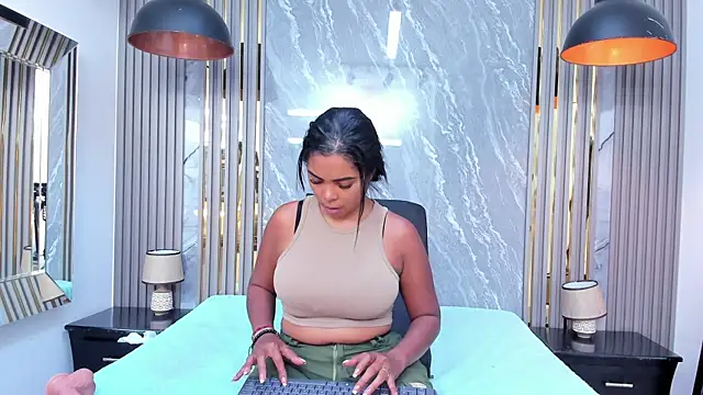 CiaraHarris online show from 12/13/24, 07:10