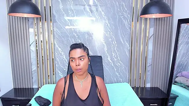 CiaraHarris online show from 11/04/25, 07:13