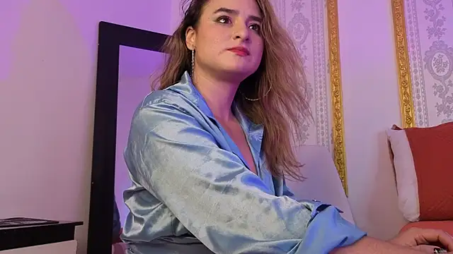 Snapshot of CandyQueenGold chatting on 11/10/25, 06:40 CandyQueenGold online show from 11/10/25, 06:40