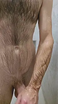 Snapshot of bigdeal698 chatting on 11/11/25, 06:35 bigdeal698 online show from 11/11/25, 06:35