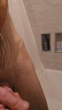 Snapshot of bigdeal698 chatting on 12/04/25, 07:39 bigdeal698 online show from 12/04/25, 07:39