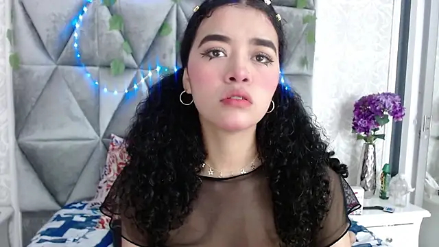 Angela lovee online show from 12/18/24, 02:28