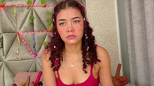 Angela lovee online show from 10/15/25, 01:22