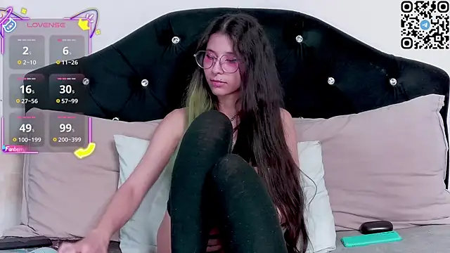 nonawhitemm online show from 11/03/25, 10:53