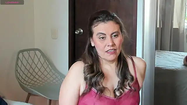 V monse online show from 07/17/26, 02:24