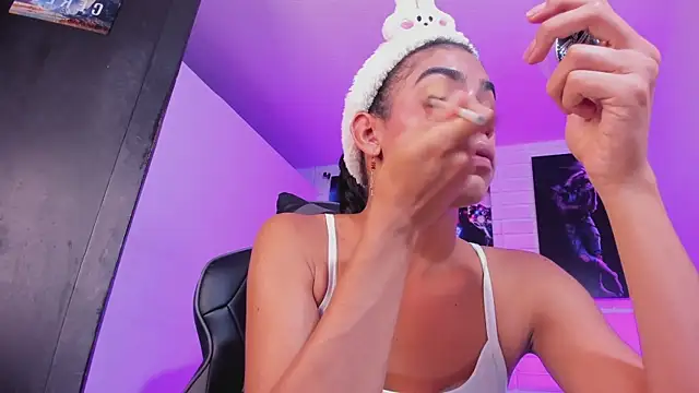 Alahia Rodriguez online show from 11/01/25, 09:39