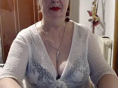 Secretfox online show from 12/18/24, 11:24