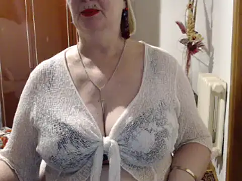 Secretfox online show from 02/04/25, 11:05