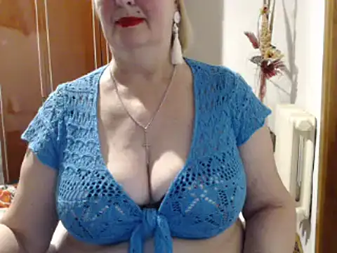 Secretfox online show from 02/08/25, 02:38
