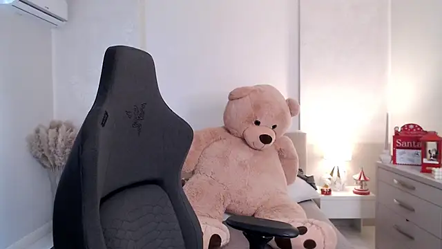 Smileyouarehere online show from 01/23/25, 08:36